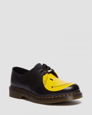 Dr Martin Martens 1461 Smiley® Smooth Leather Oxford Shoes (Smooth Leather) Shoes Black | CL27-A5QJ