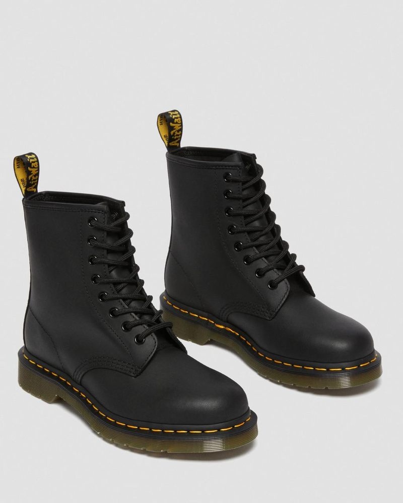 Dr Martin Martens 1460 Greasy Leather Lace Up Boots (Greasy) Boots Black | CY08-V5PI