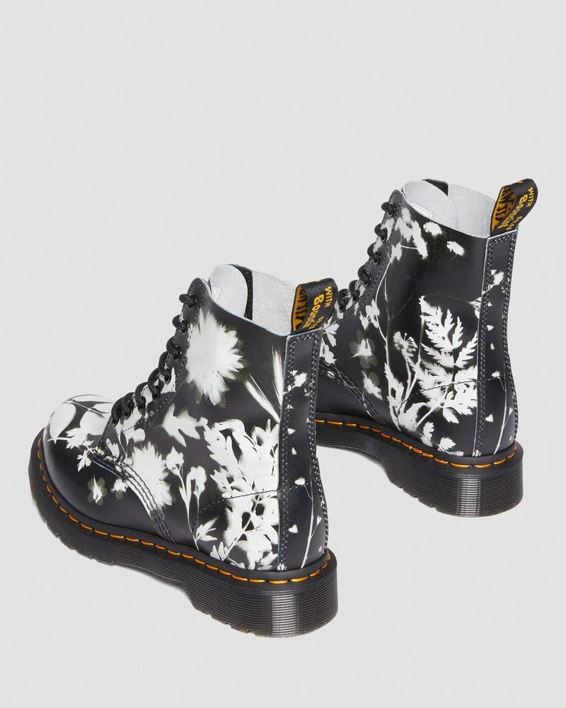 Dr Martin Martens 1460 Pascal Floral Shadow Leather Lace Up Boots (Backhand) Boots Black / White | VH92-G3IB