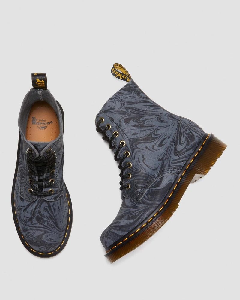 Dr Martin Martens 1460 Pascal Marbled Suede Lace Up Boots (Marbled Suede) Boots Black / Grey | VC67-L0DT