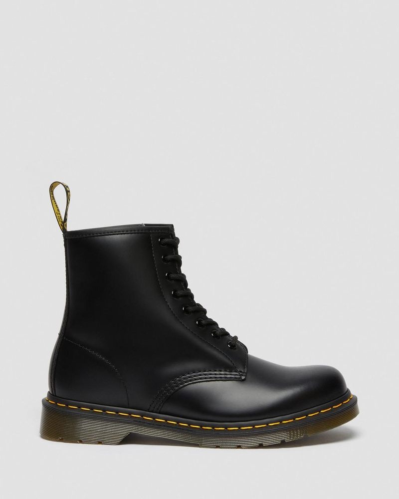 Dr Martin Martens 1460 Smooth Leather Lace Up Boots (Smooth Leather) Boots Black | HD50-W8PQ