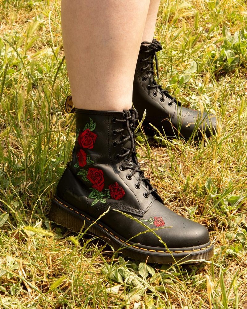 Dr Martin Martens 1460 Vonda Floral Leather Lace Up Boots (Softy T) Boots Black | ZW05-T8XR