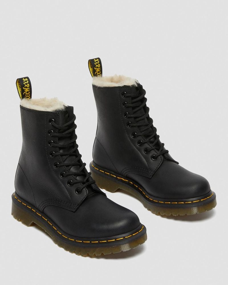 Dr Martin Martens 1460 - Faux Fur Lined Lace Up Boots (Burnished Wyoming) Boots Black | XA45-B4RB