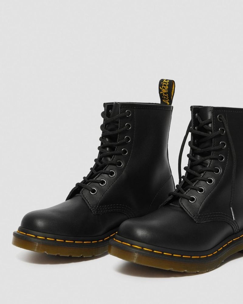 Dr Martin Martens 1460 - Nappa Leather Lace Up Boots (Nappa Leather) Boots Black | XY20-G7LG