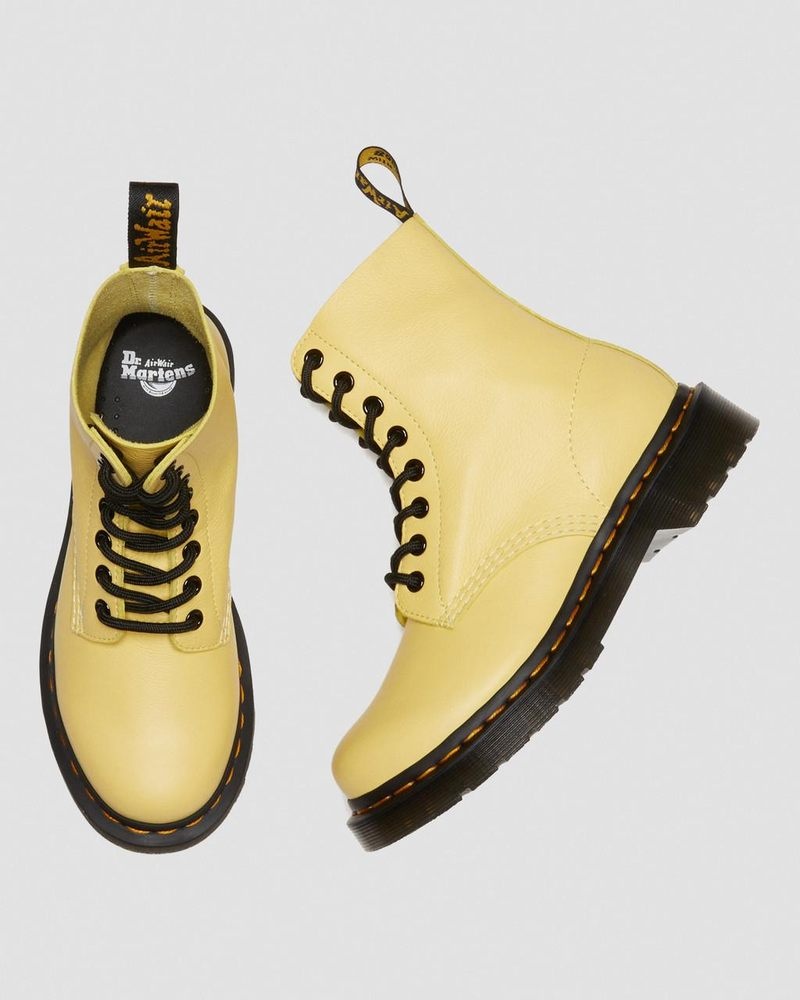 Dr Martin Martens 1460 - Pascal Black Eyelet Lace Up Boots (Virginia) Boots Lemon Yellow | CU98-C1BN