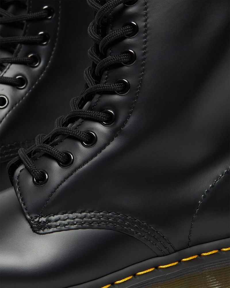 Dr Martin Martens 1460 - Smooth Leather Lace Up Boots (Smooth Leather) Boots Black | HE50-G4DX