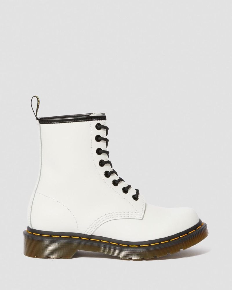 Dr Martin Martens 1460 - Smooth Leather Lace Up Boots (Smooth Leather) Boots White | TU14-J3OD