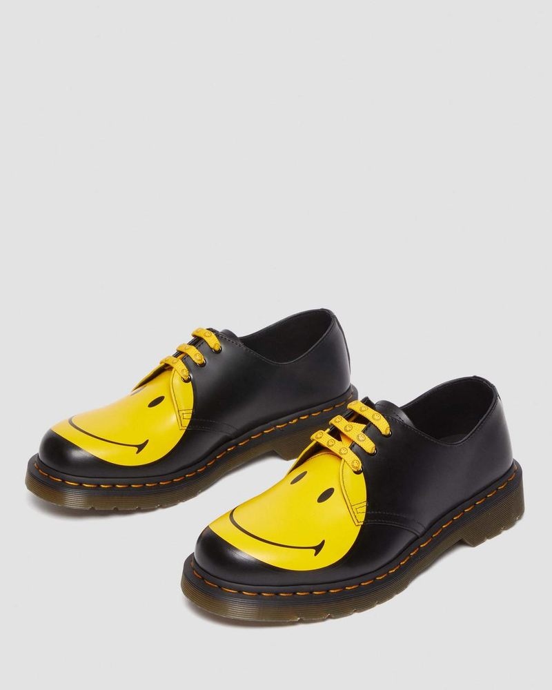 Dr Martin Martens 1461 Smiley® Smooth Leather Oxford Shoes (Smooth Leather) Shoes Black | CL27-A5QJ