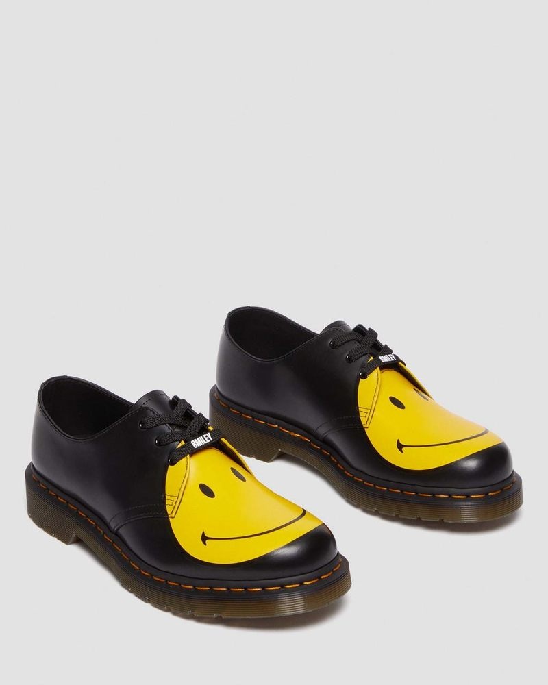 Dr Martin Martens 1461 Smiley Smooth Leather Oxford Shoes (Smooth Leather) Shoes Black | LO12-P3TA