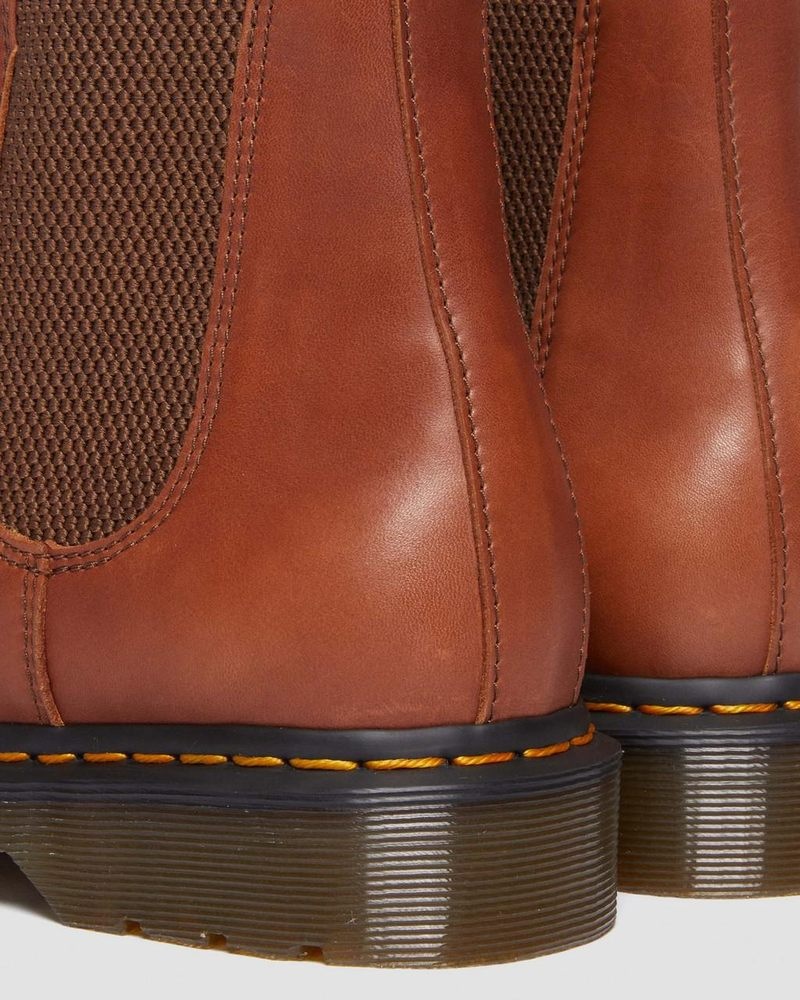 Dr Martin Martens 2976 Carrara Leather Chelsea Boots (Carrara) Boots Saddle Tan | SW83-D9KY