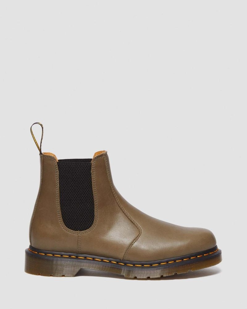 Dr Martin Martens 2976 Carrara Leather Chelsea Boots (Carrara) Boots Olive | UZ48-W2CK