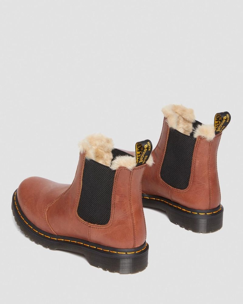 Dr Martin Martens 2976 Leonore - Faux Fur-Lined Chelsea Boots (Farrier) Boots Tan | TG29-P6VK