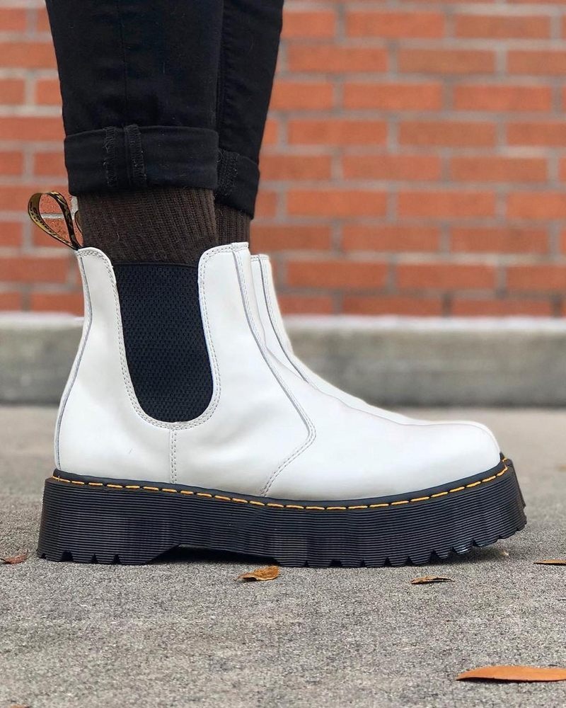 Dr Martin Martens 2976 Smooth Leather Platform Chelsea Boots (Smooth Leather) Platforms Boots White | RK74-C0RO