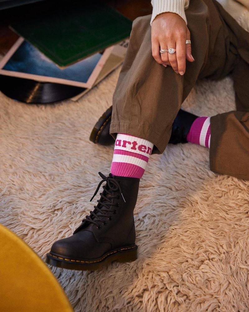 Dr Martin Martens Athletic Logo Organic Cotton Blend Socks (Cotton Blend) Socks Thrift Pink | HB48-J6ZF