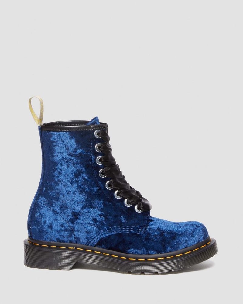 Dr Martin Martens Vegan 1460 - Crushed Velvet Lace Up Boots (Crushed Velvet) Boots Deep Blue | PK14-P5HX