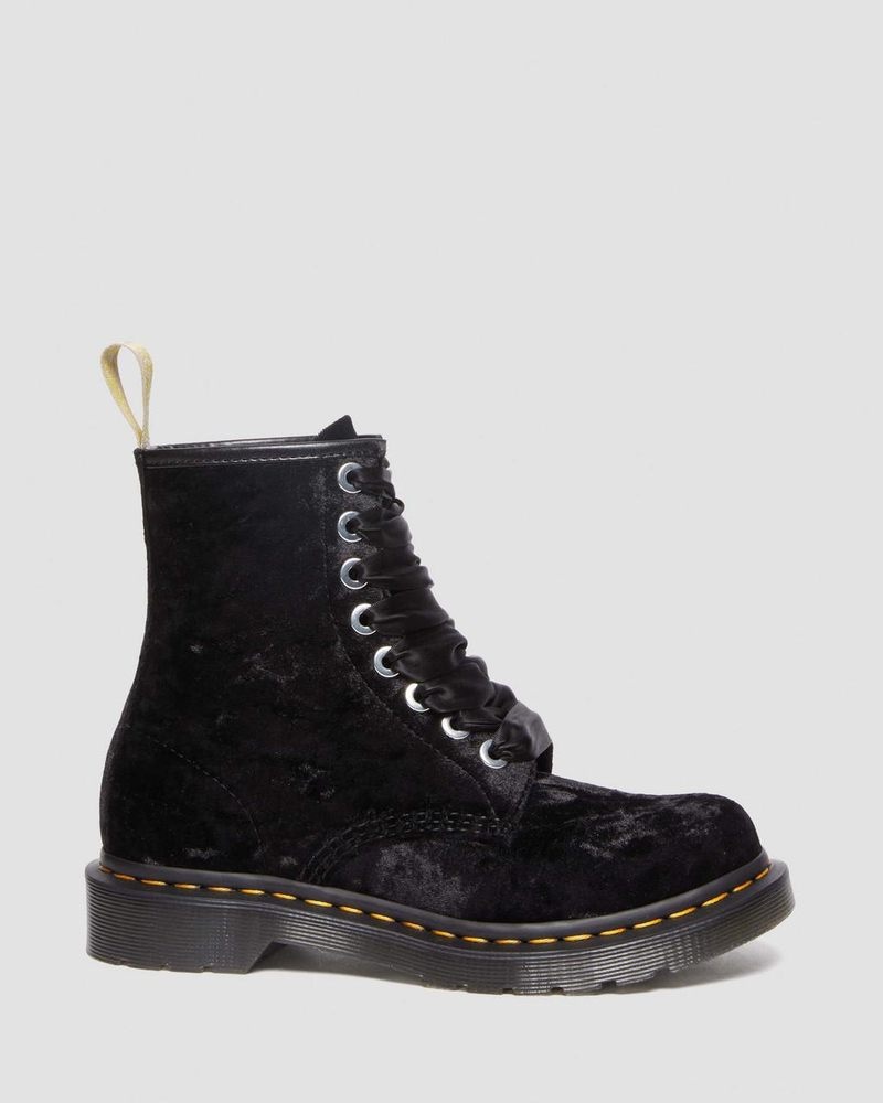 Dr Martin Martens Vegan 1460 - Crushed Velvet Lace Up Boots (Crushed Velvet) Boots Black | KI36-Q9DS