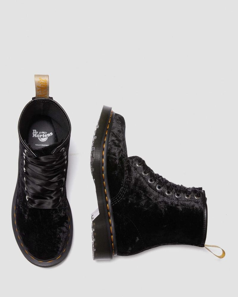 Dr Martin Martens Vegan 1460 - Crushed Velvet Lace Up Boots (Crushed Velvet) Boots Black | KI36-Q9DS